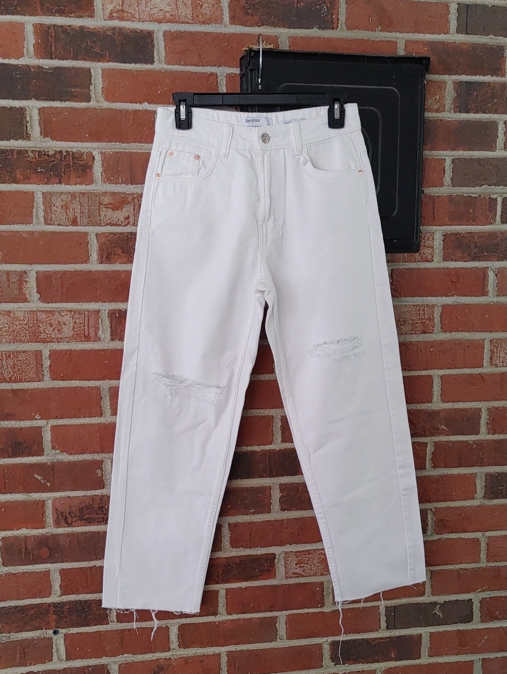 Bershka Straight White Denim Crop Size 4 (1275)